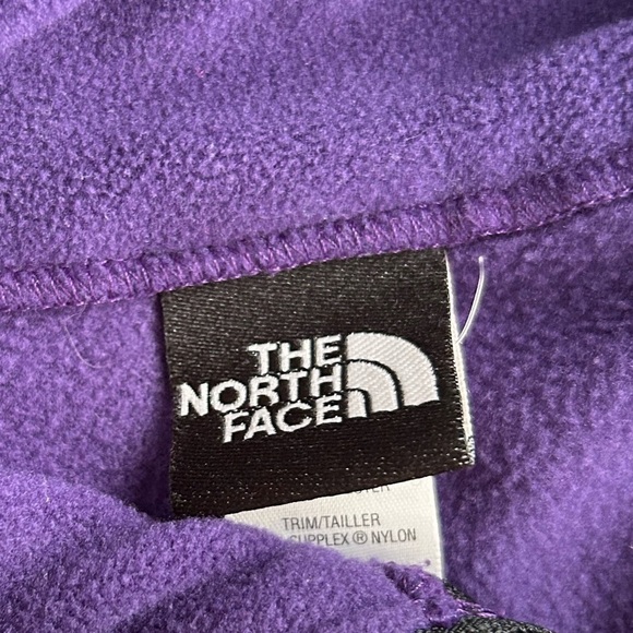 Northface Light Layer Zip Front Purple Vest, XL - Picture 4 of 5
